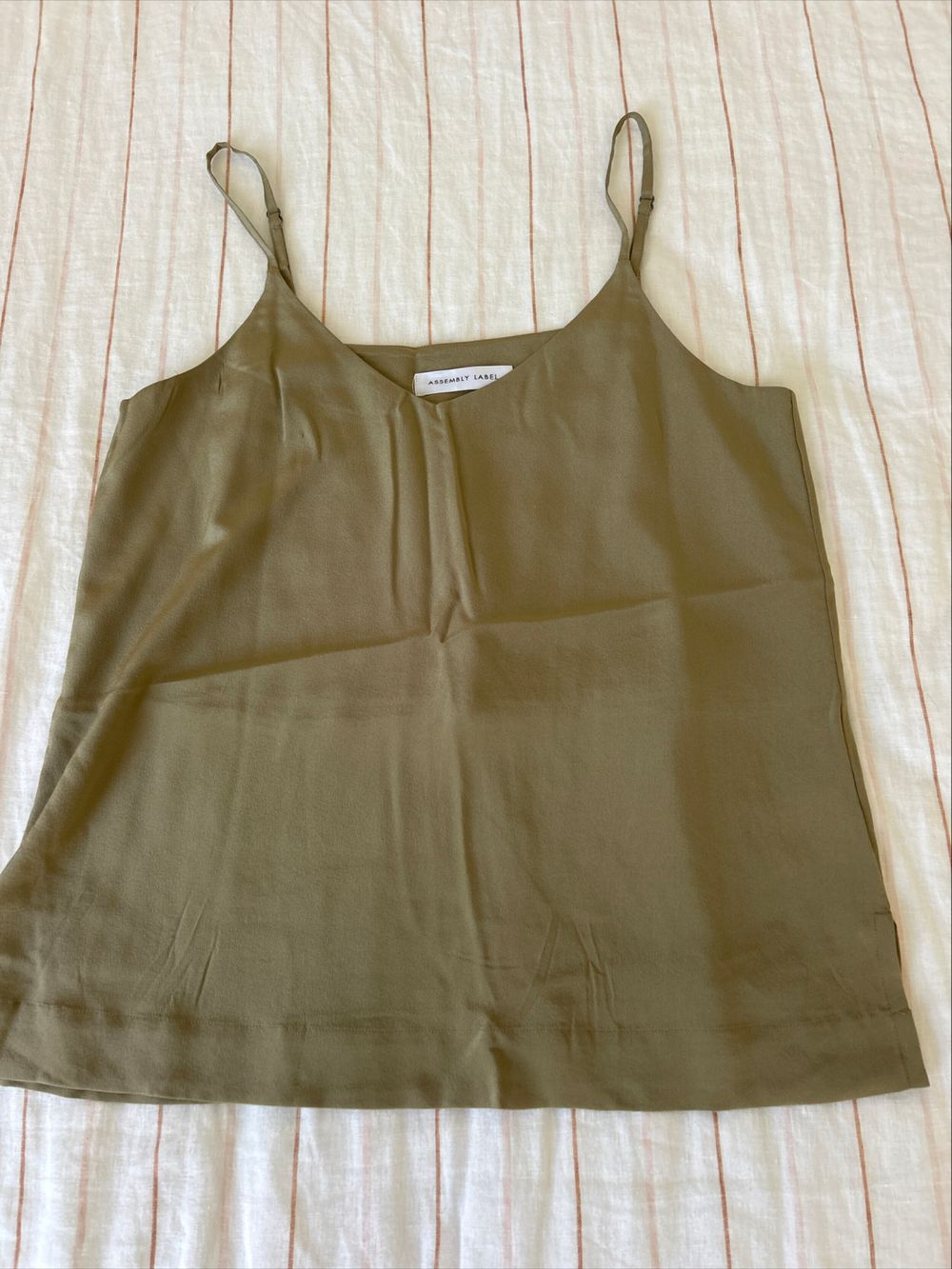 Assembly Label Cami