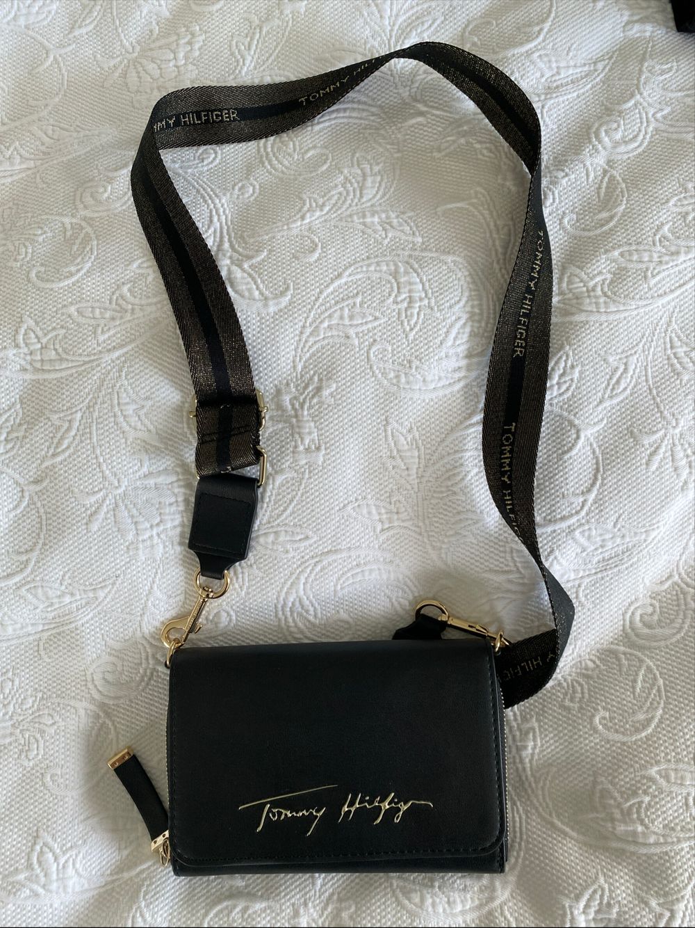 Tommy Hilfiger Black Crossbody Bag