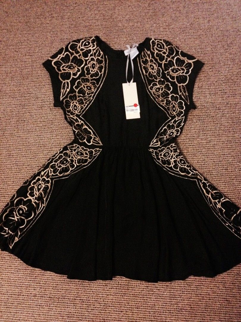 alice mccall black and gold dress Alice Mccall “ All That She Wants “ Mini Dress – VintageBooBoo Pre owned  designer bags, shoes, clothes