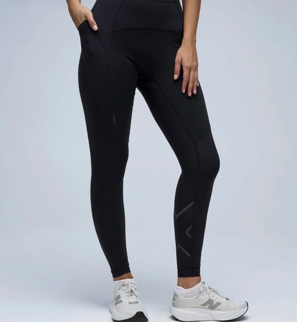 2XU compression tights - light speed