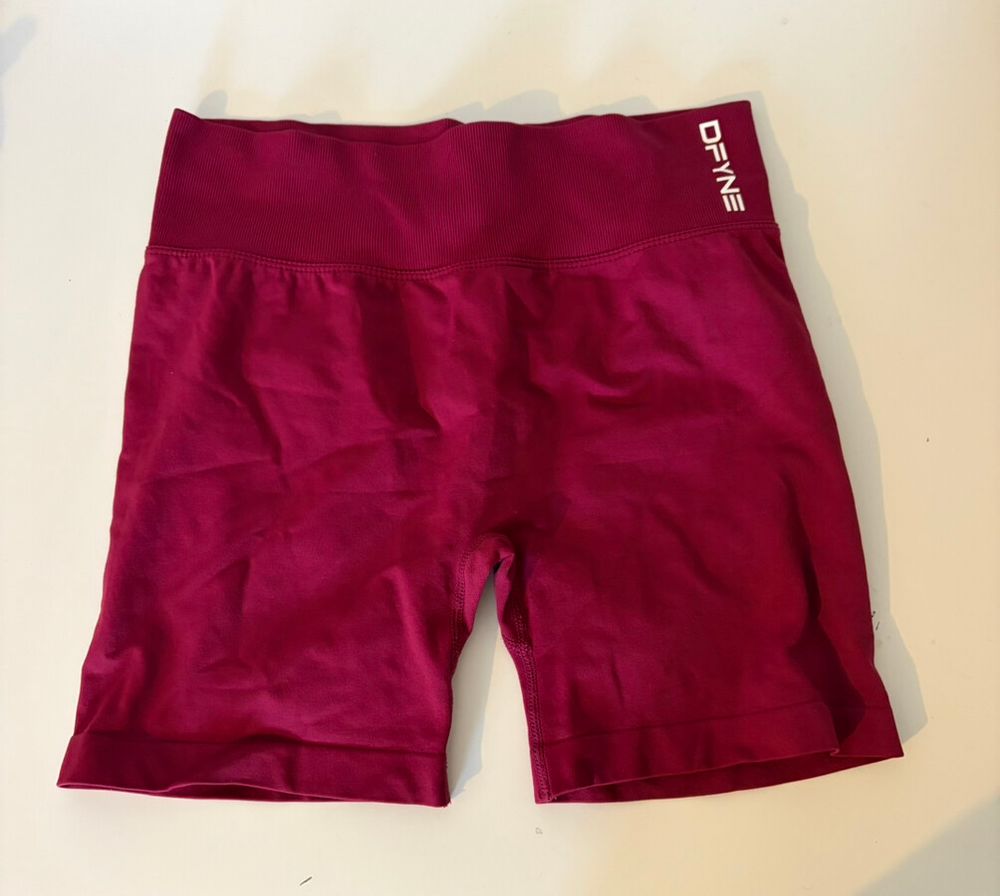 Dfyne Shorts