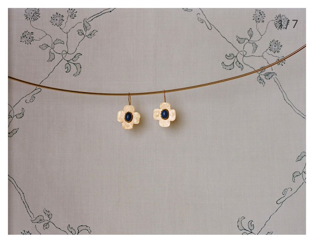 Aprēs Ski gold plated silver Nuit earrings.