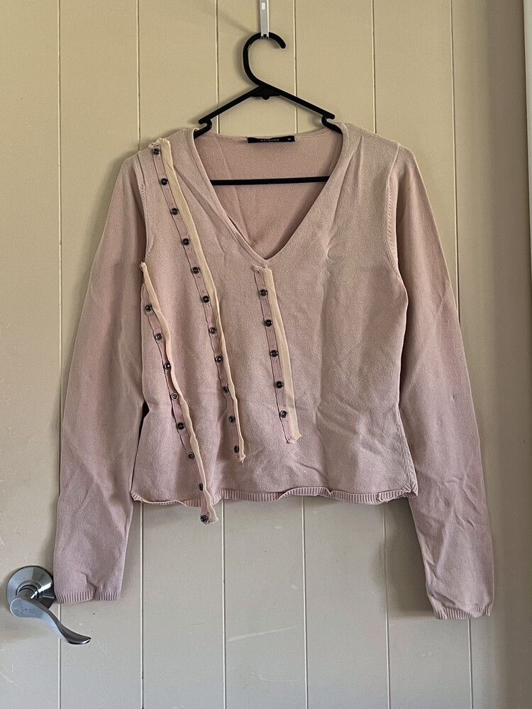 Pink snap button longsleeve top