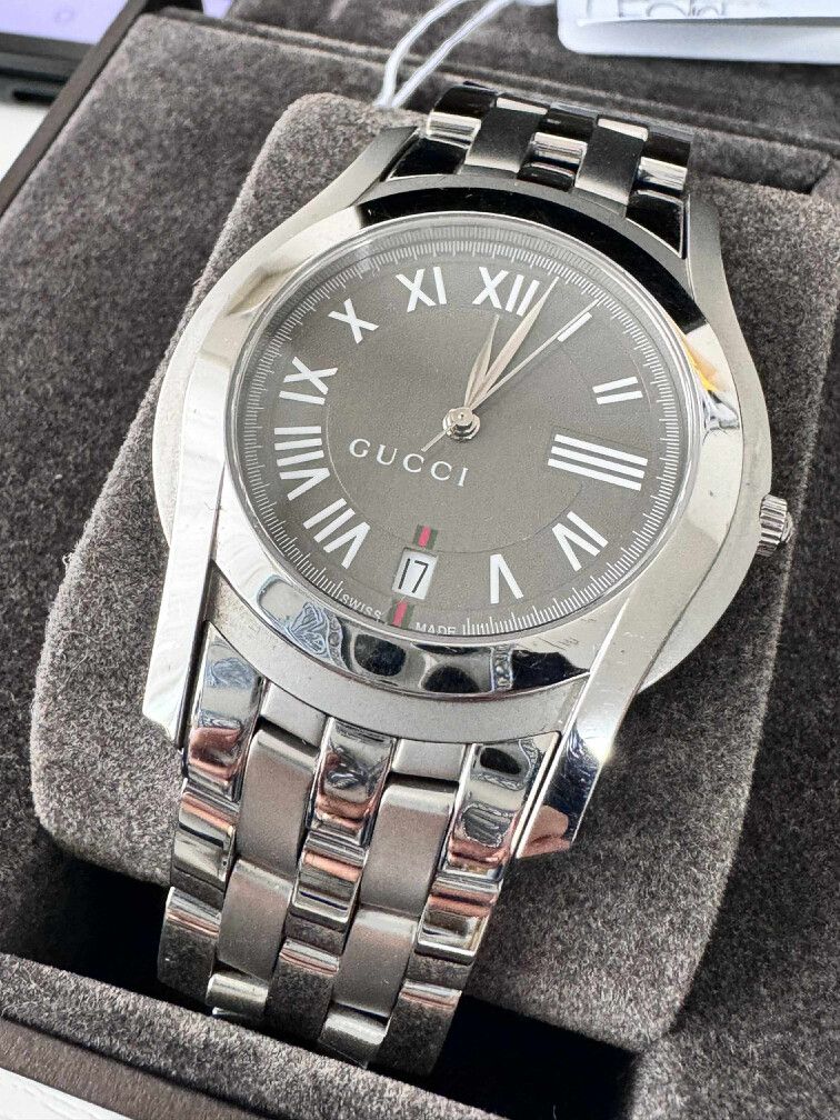 Gucci Stainless Steel Watch - unisex