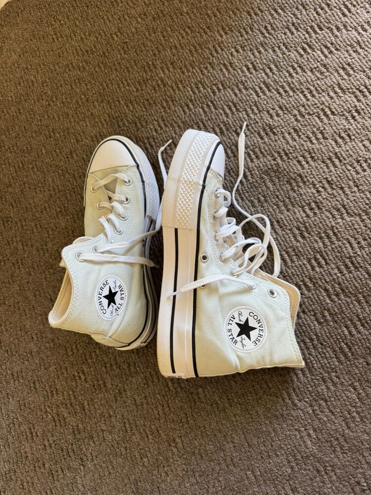 mint green platform converse