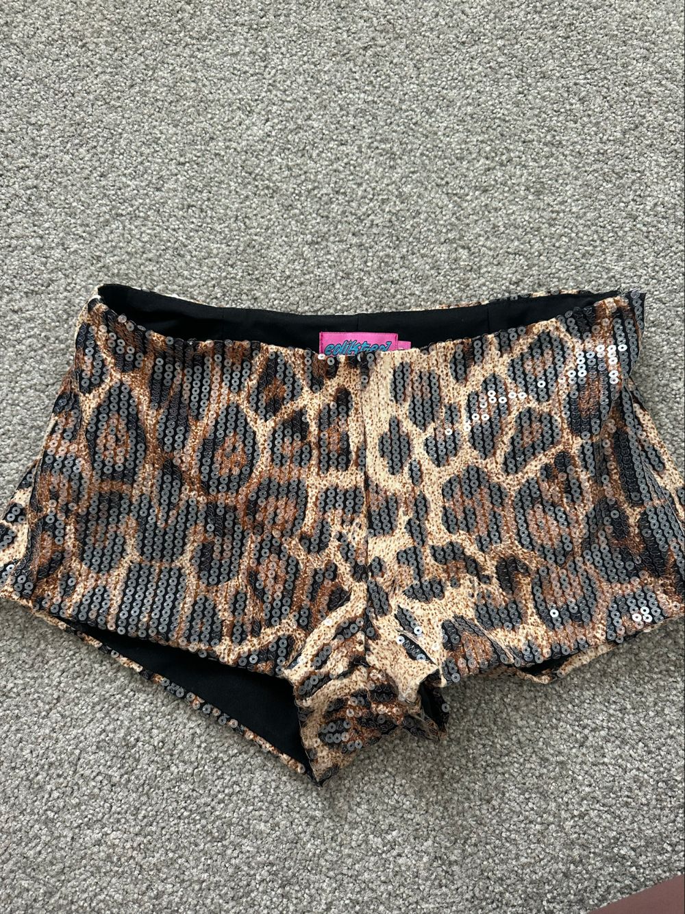edikted mini shorts