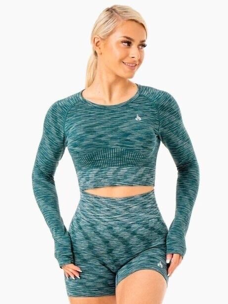 Evolve seamless long sleeve top