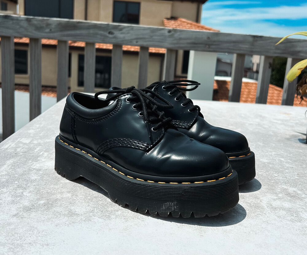8053 Quad Smooth. Dr Martens