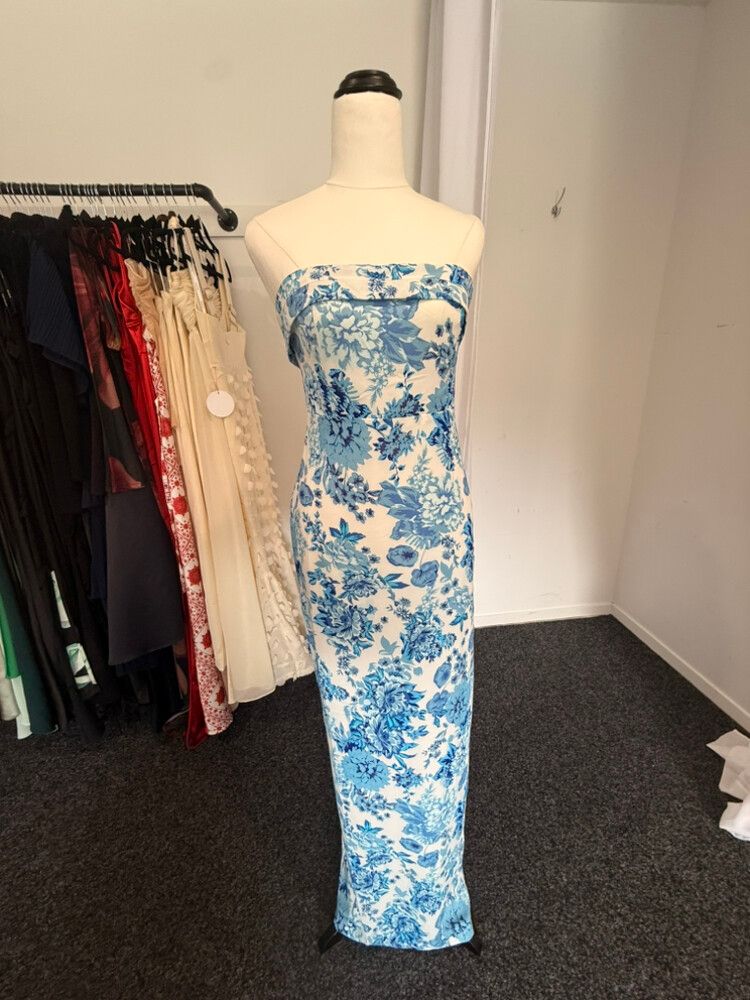 thats so fetch blue floral dress Thats So Fetch | Moana Midi | Blue Floral