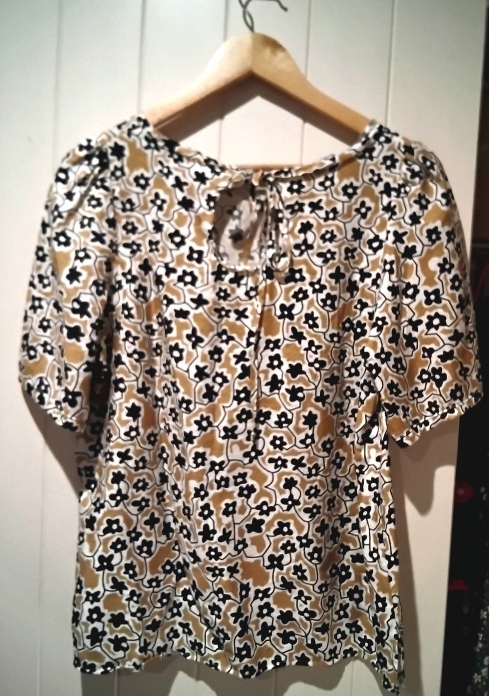 Leo + Be Floral Print Top