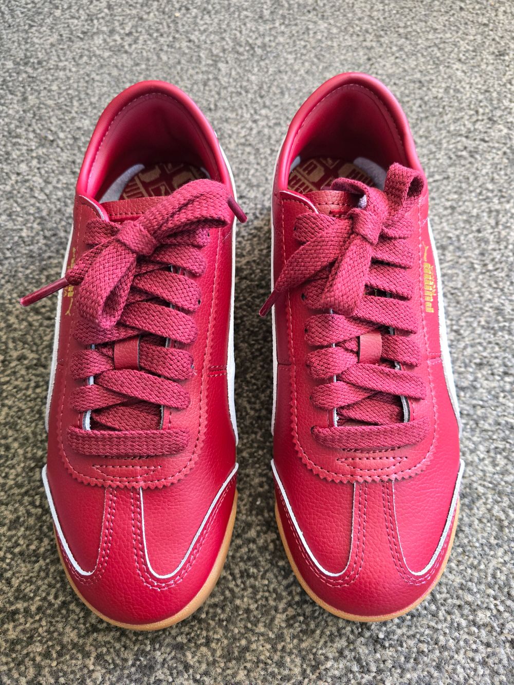 Puma Roma 24 Burgundy Sneakers