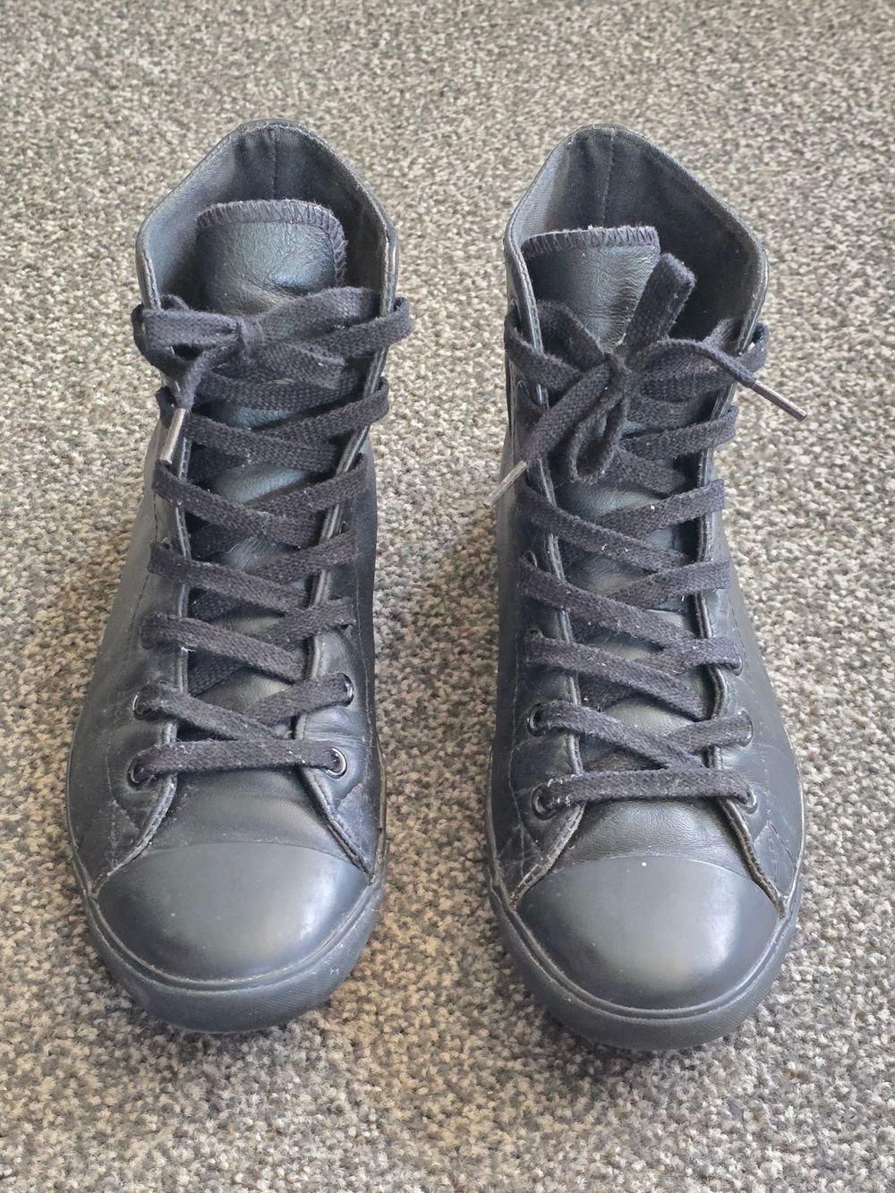 Converse Black High Top Sneakers Size 7