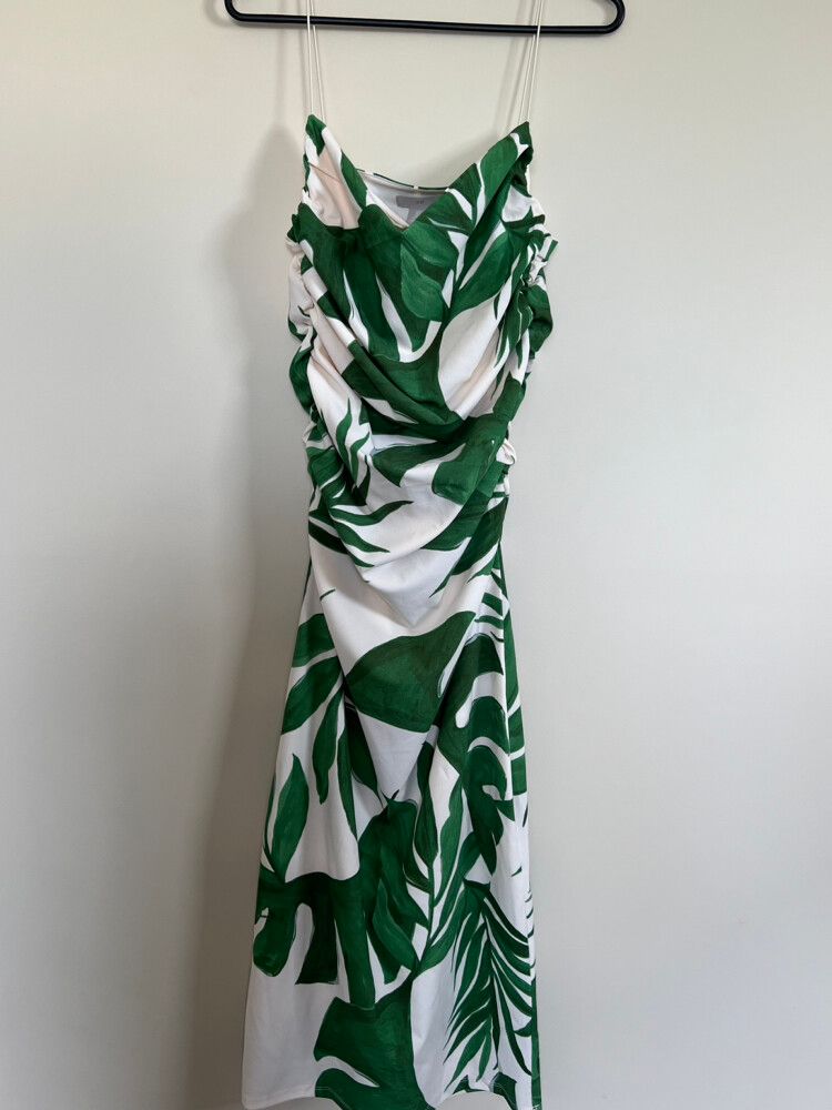 green leaf dress h&m Grettel Midi Dress main image 1