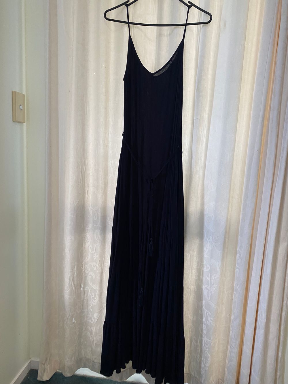 Decjuba - Decjuba Navy Maxi Dress on Designer Wardrobe