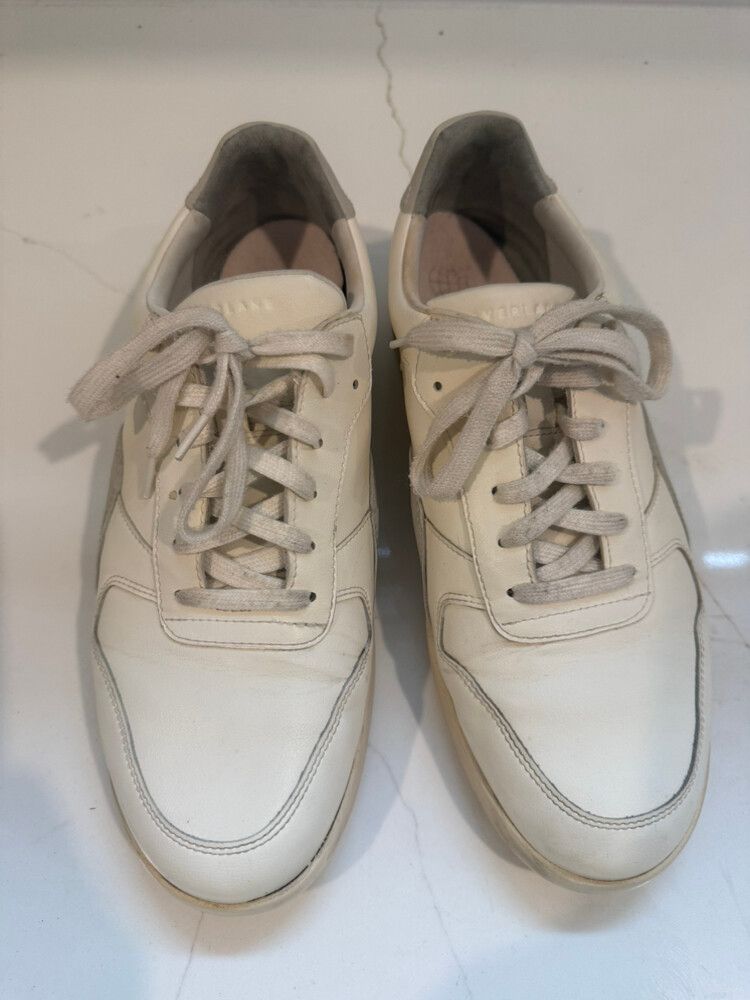 Everlane white leather sneakers