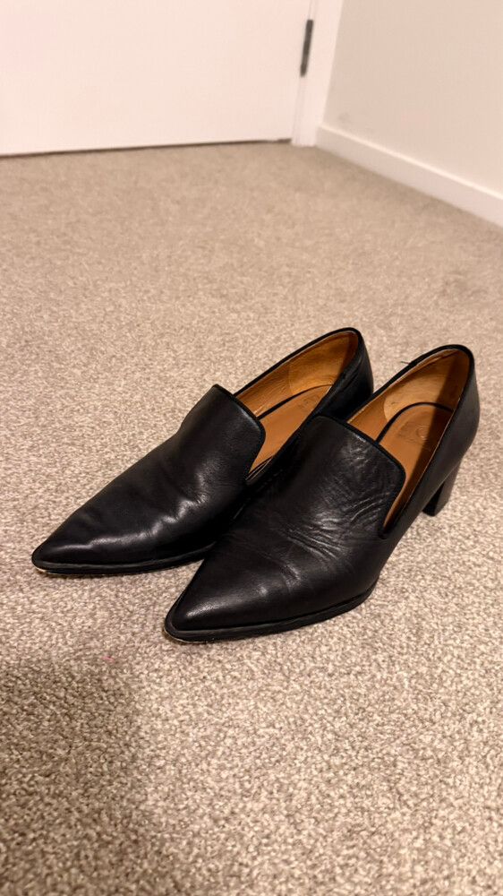 EOS Black Leather Heeled Loafers