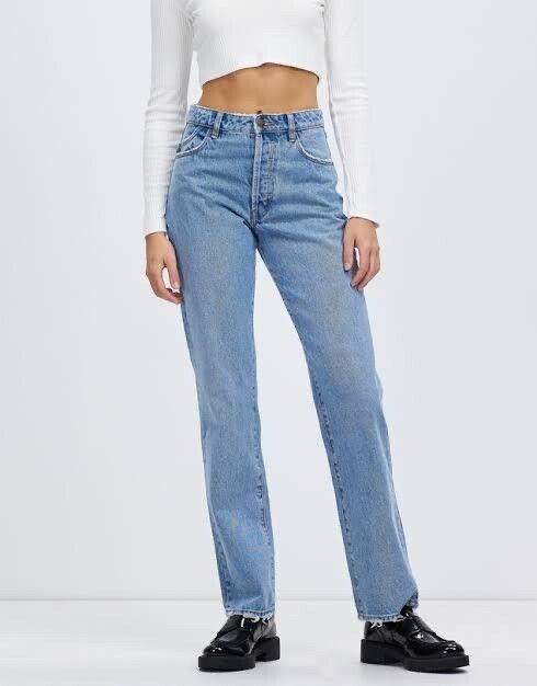 Rolla’s classic straight size 25