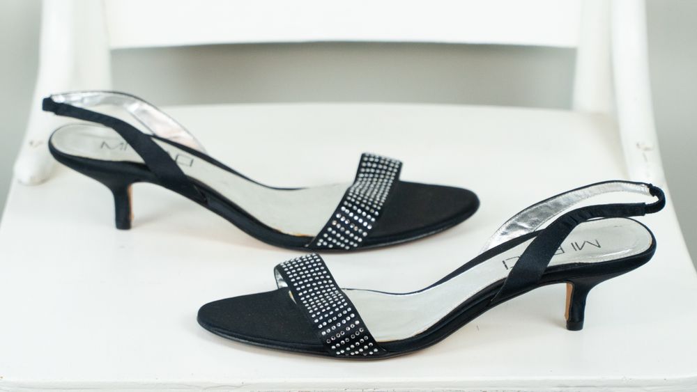 Mi Piaci Rhinestone Kitten Heel Sandals