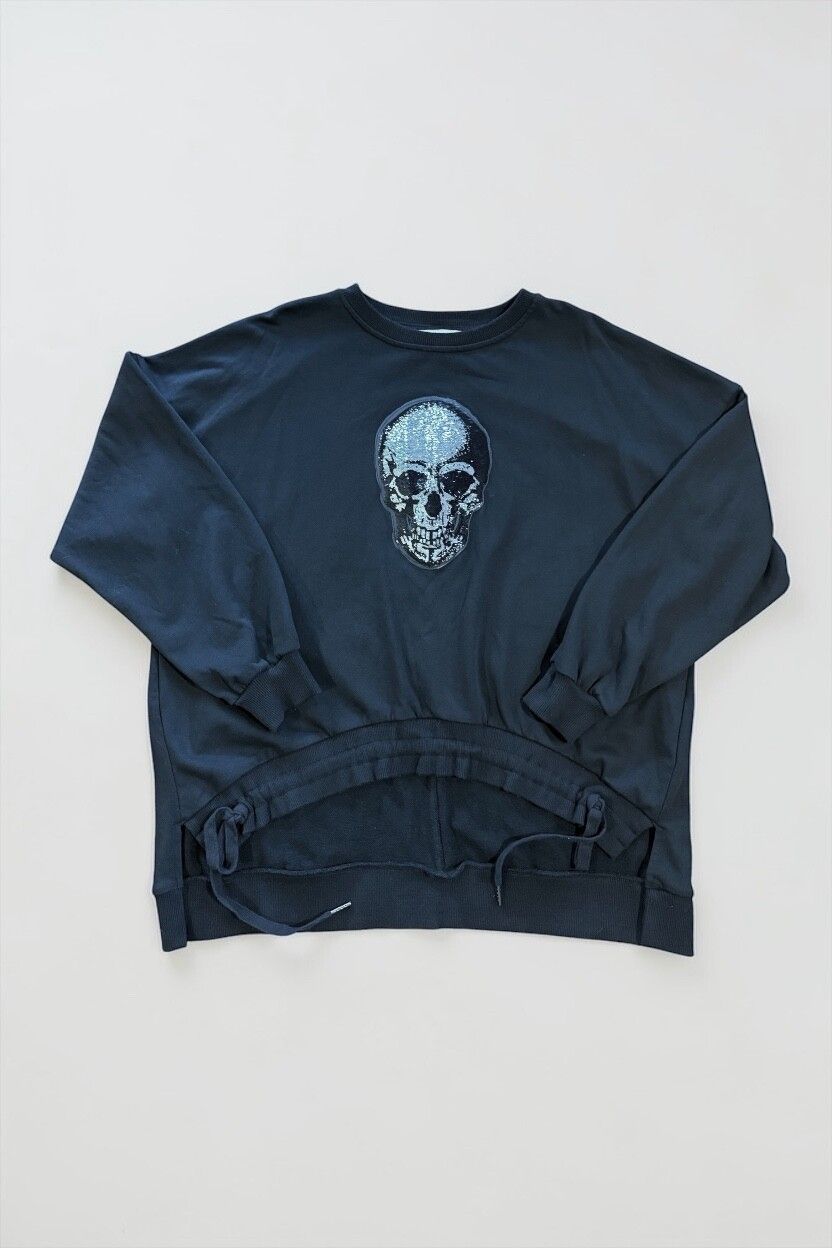 Alaska "Aneka" Oversized Black Skull Sweater — High-low, Sequins
