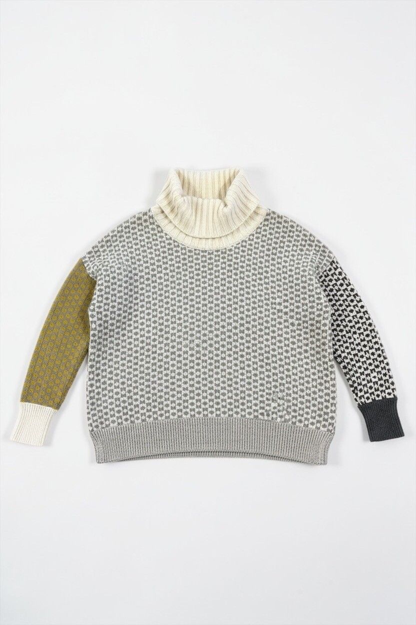 Zaket & Plover Colourblock Houndstooth Merino Knit Jumper — Boxy Fit, Roll Neck
