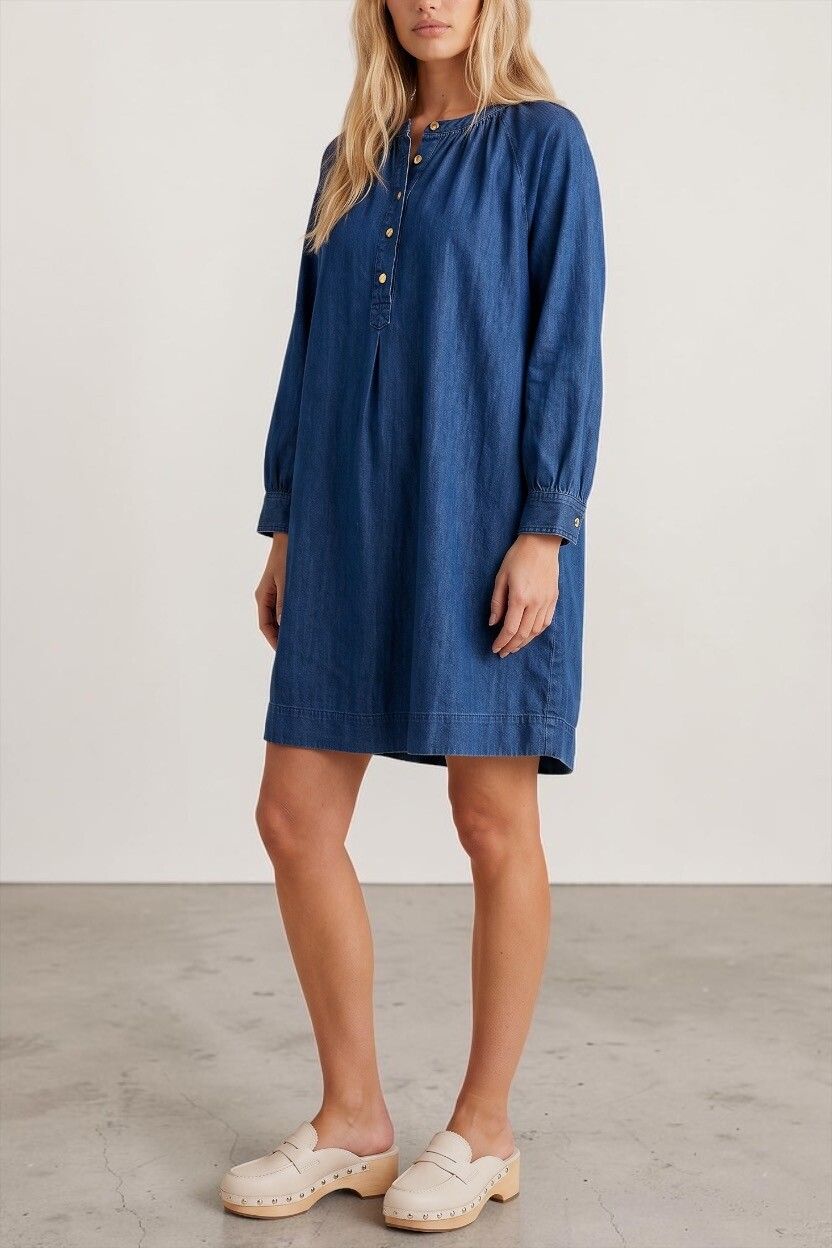 Scotch & Soda Denim Blue Oversize Shirt Mini Dress — Relaxed Fit, Shift Dress, Gold Heart Buttons, Amsterdams Blauw