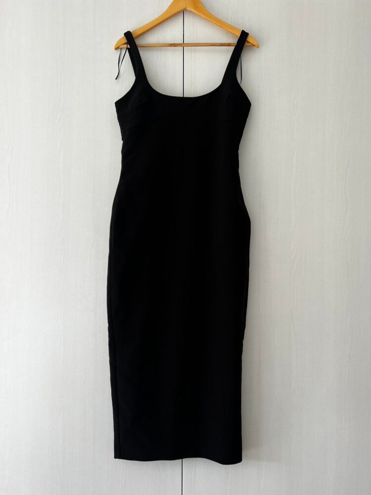 Zara - Zara Midi Pencil Dress on Designer Wardrobe Zara - Zara Midi Pencil Dress on Designer Wardrobe