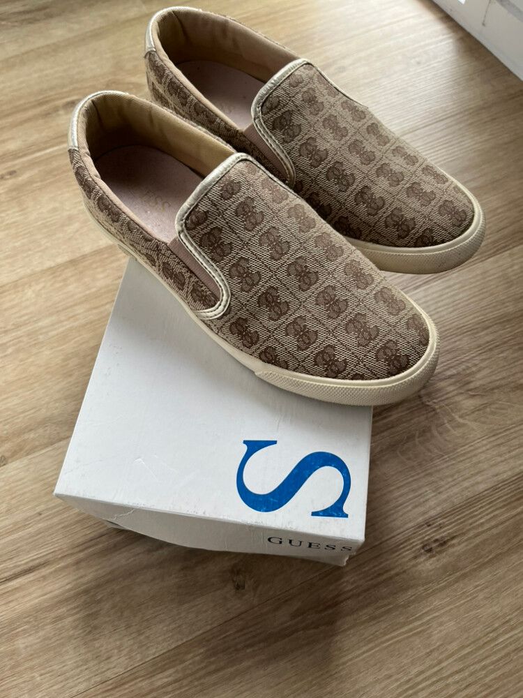 Guess Brown Patterned Sneakers
