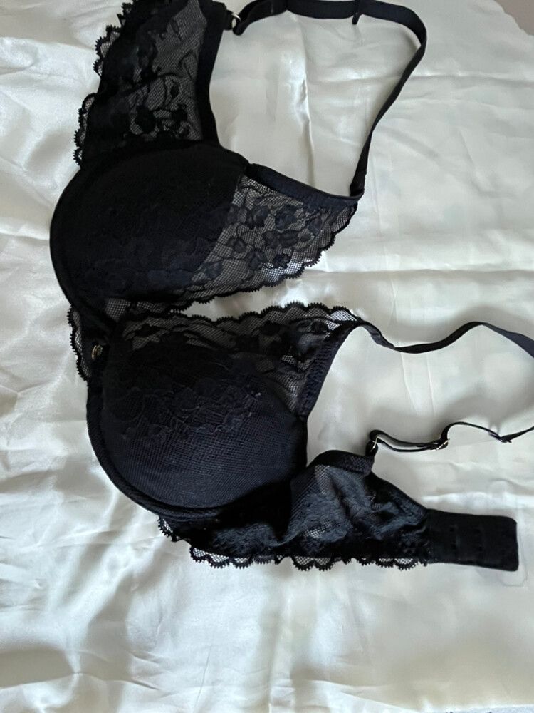 Natori black bra