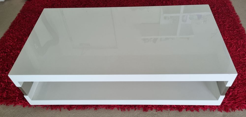Ultra Modern Coffee Table