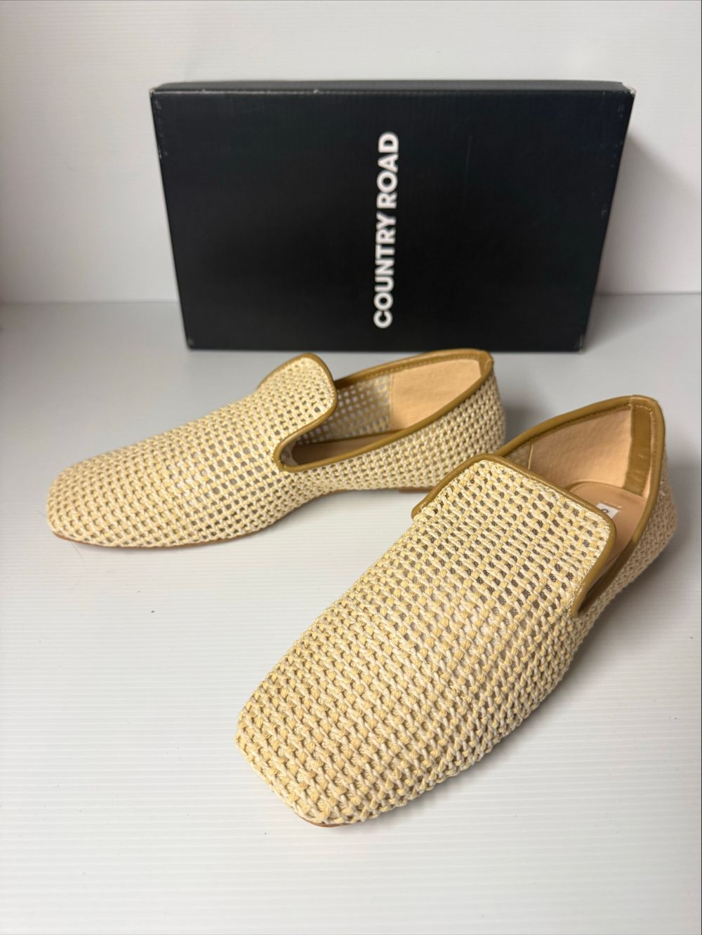 Country Road Tatum Woven Loafer - sz 38