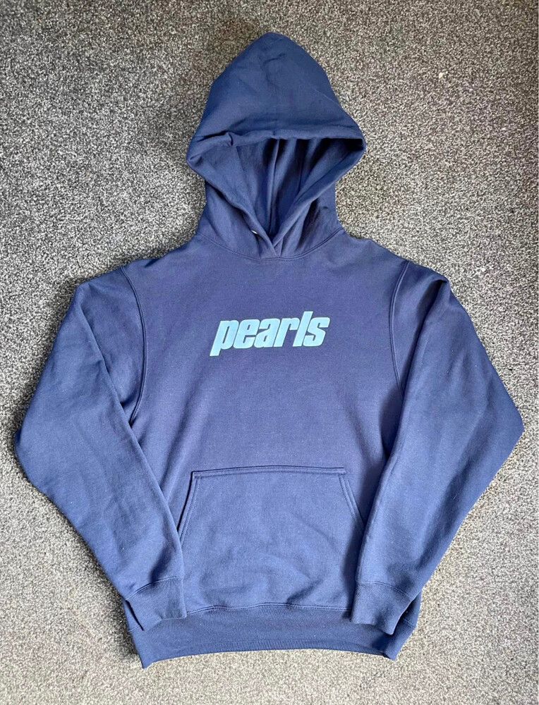 pearls skateboards hoodie size small