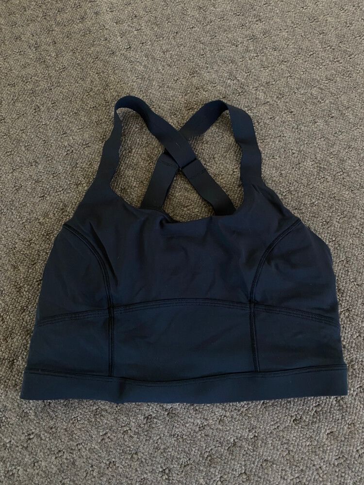LULULEMON black cropped sports bra - gym top