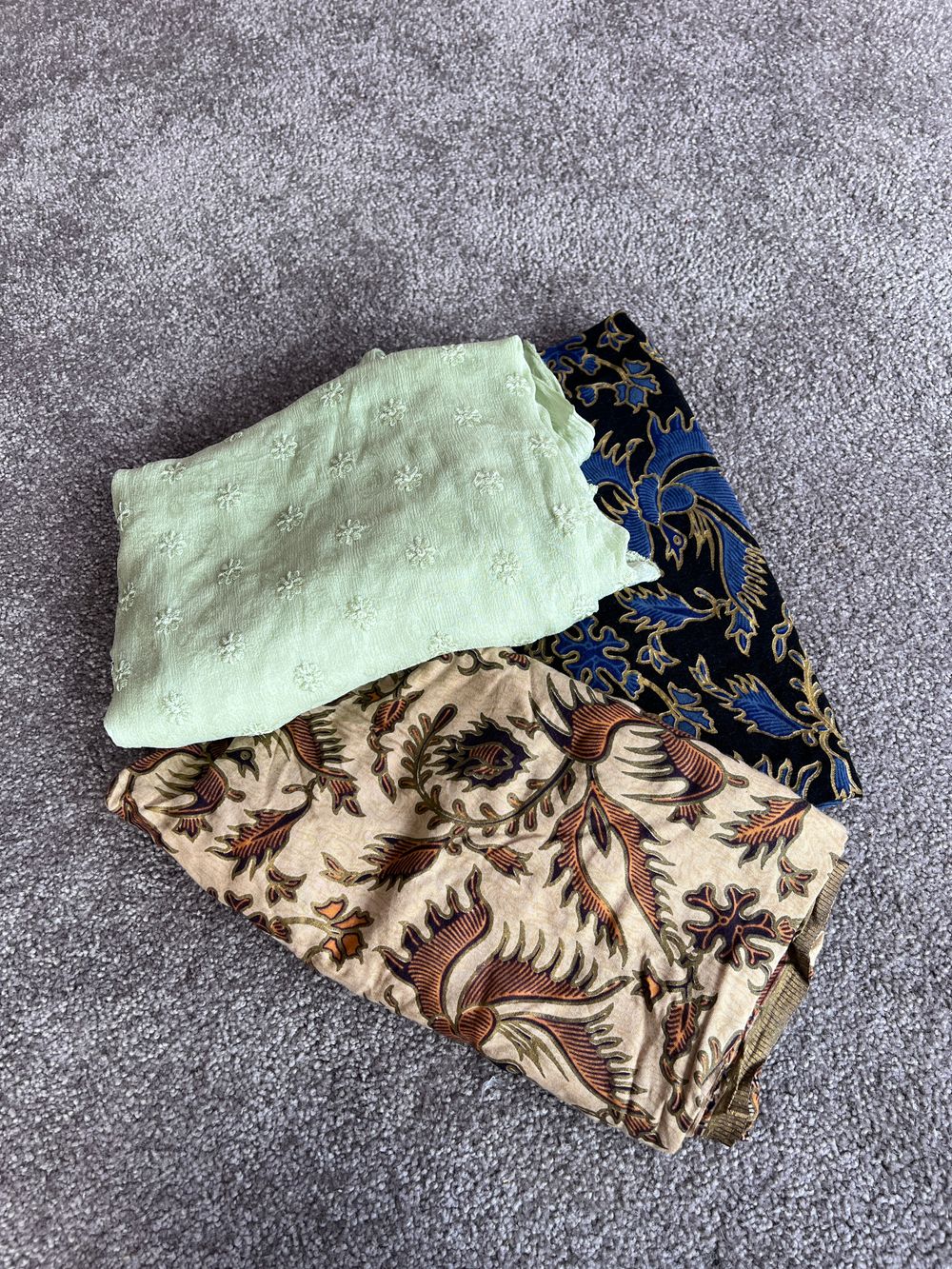 Decorative Bed Throws x 3 🥰
