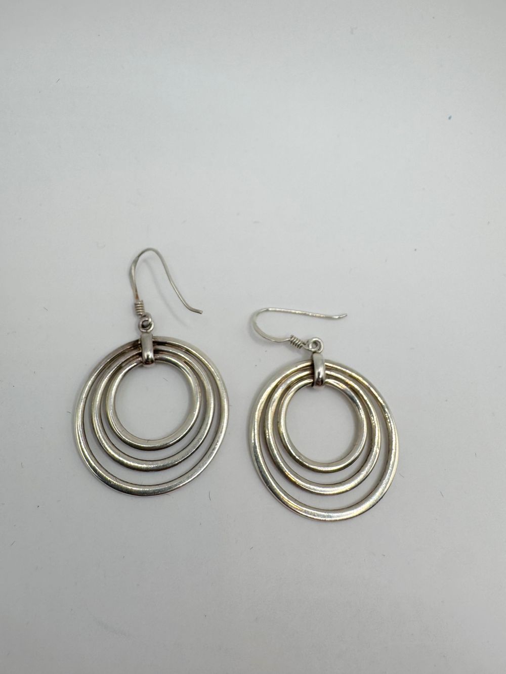 Triple circle sterling earrings - 5.23 grams. 23mm diameter