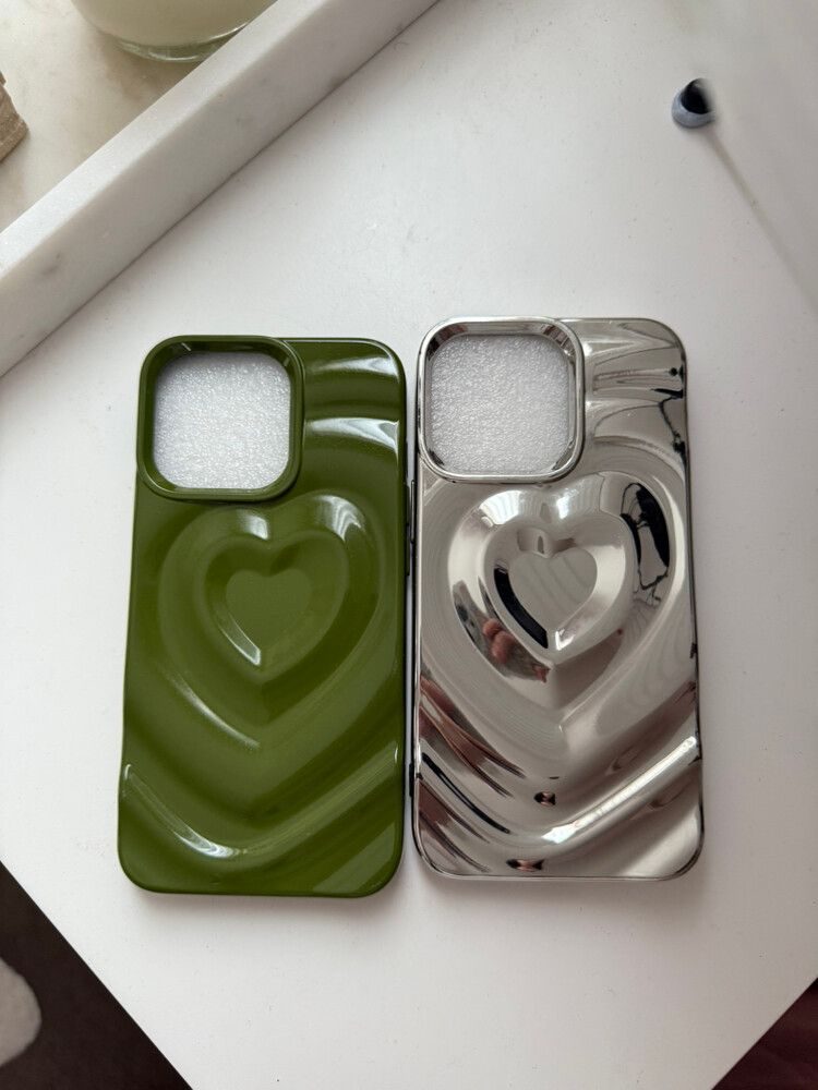 2x iPhone 13 Pro Cases