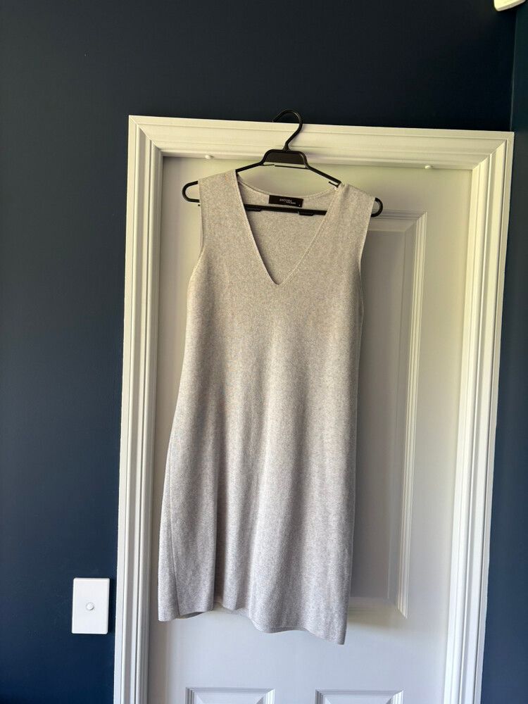 Decjuba Grey Sleeveless Wool Dress