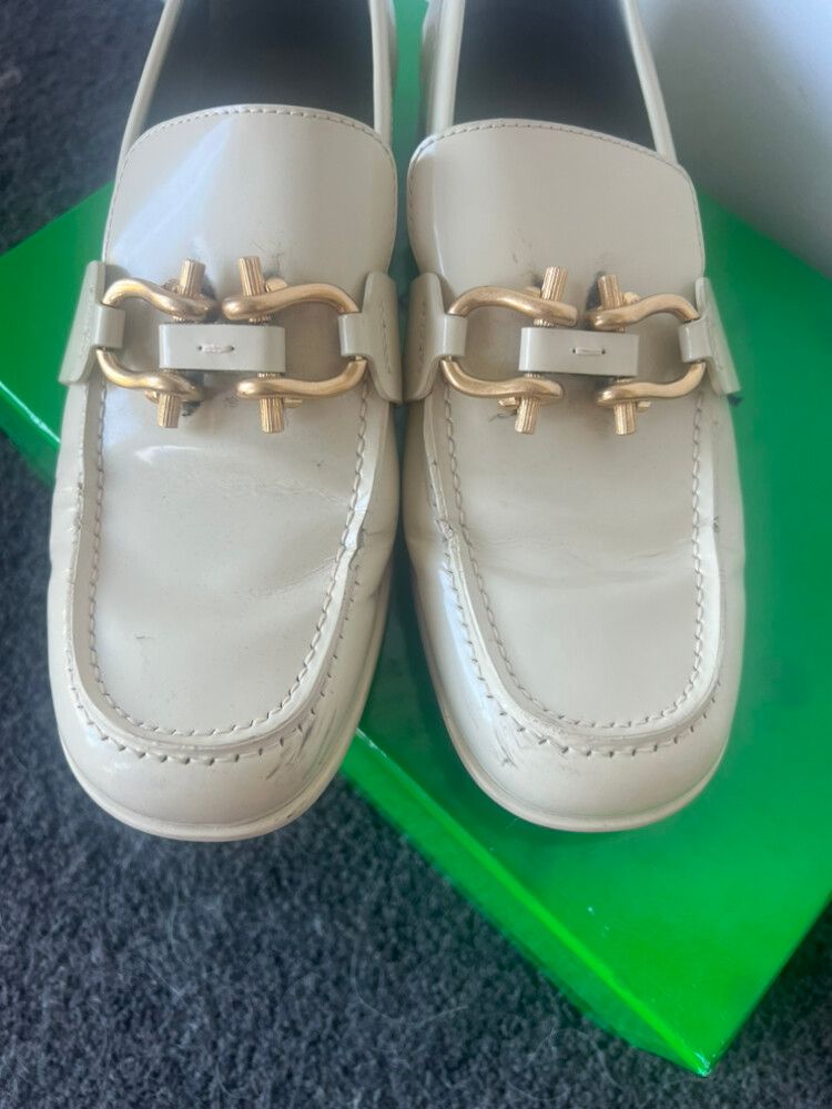 Loafers Cream Patent