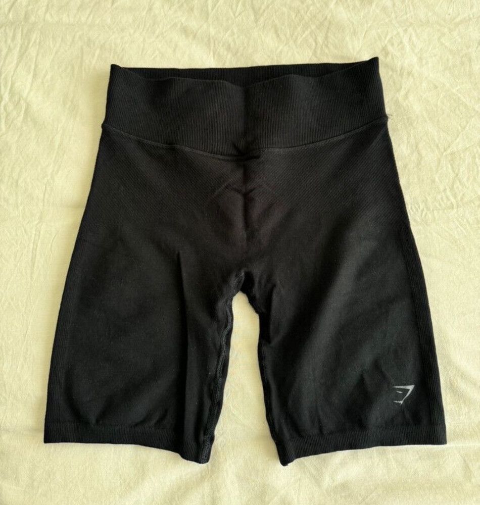 Gymshark Seamless Cycling Shorts - Black (M-L)