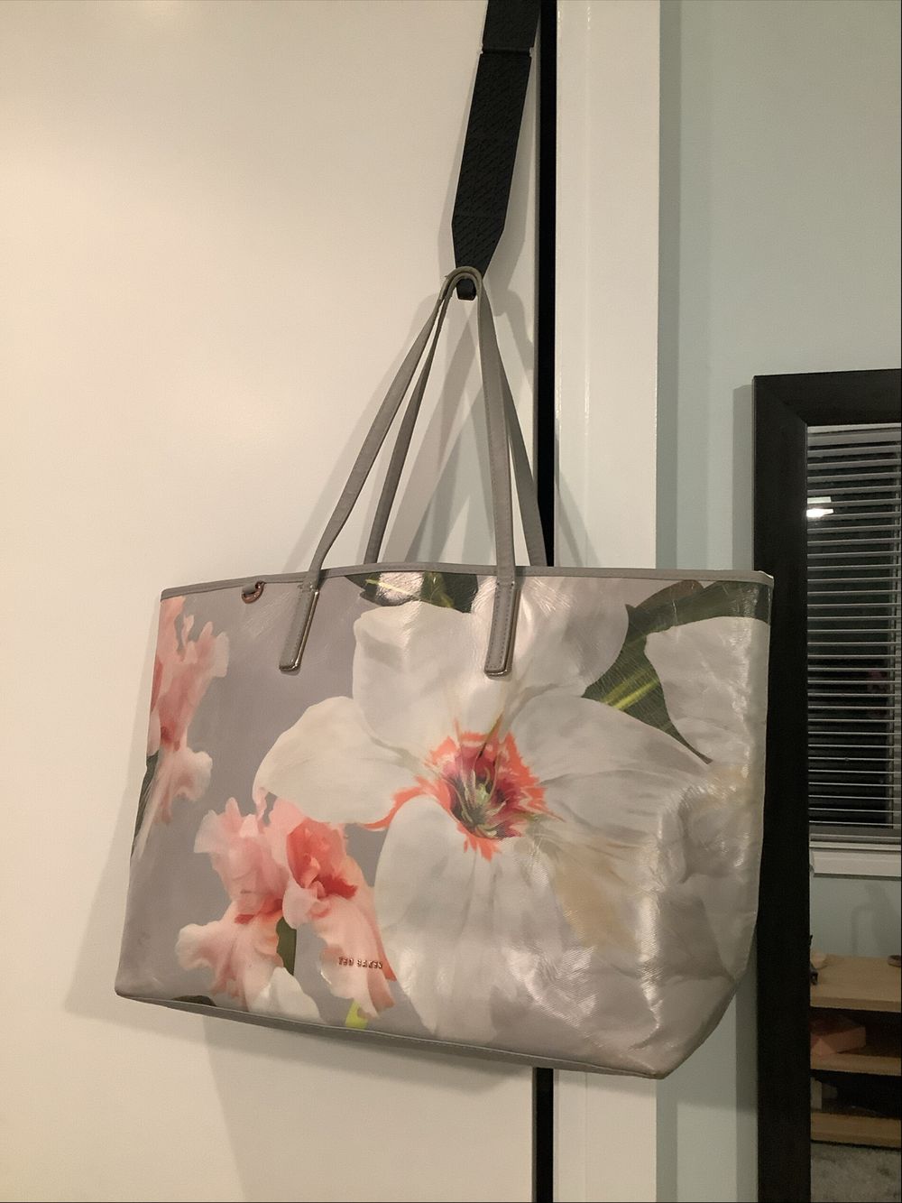 Ted Baker Floral Tote Bag. No holes, scratches or stains inside or out. Handles are worn but mostly underside.