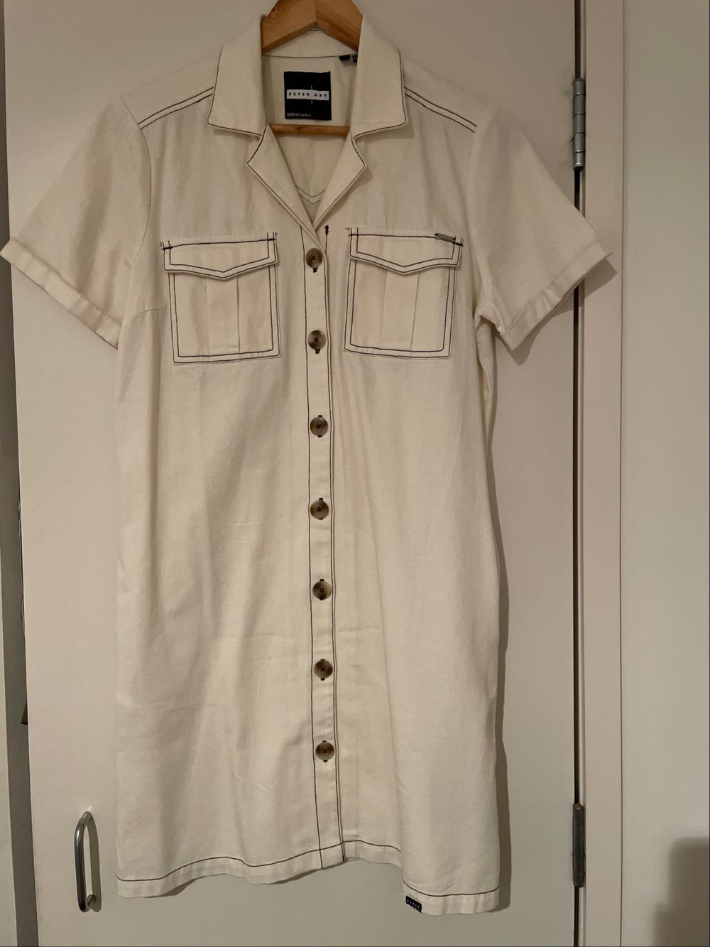 Superdry - Superdry White Denim Dress on Designer Wardrobe Superdry - Superdry White Denim Dress on Designer Wardrobe