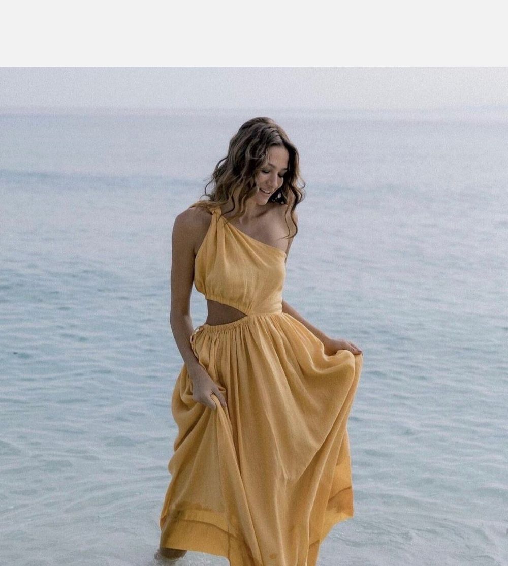Éss The Label Linen Dress
