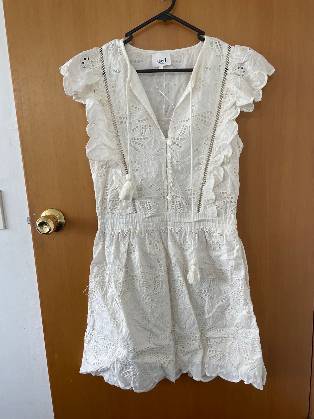 Seed Heritage - Broderie Dress on Designer Wardrobe Seed Heritage - Broderie Dress on Designer Wardrobe