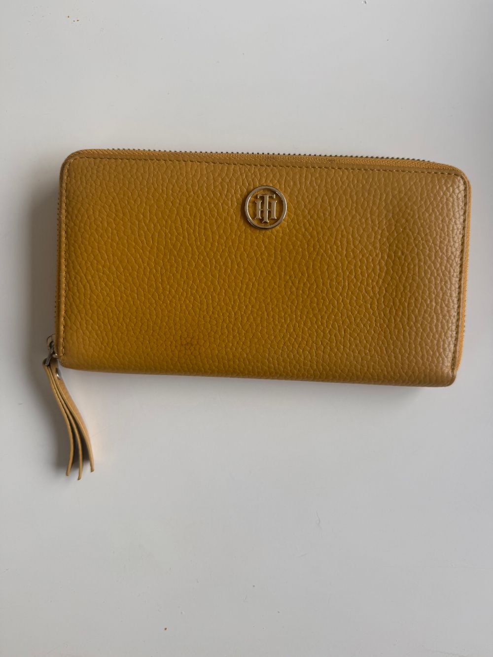 Tommy Hilfiger Yellow Leather Wallet