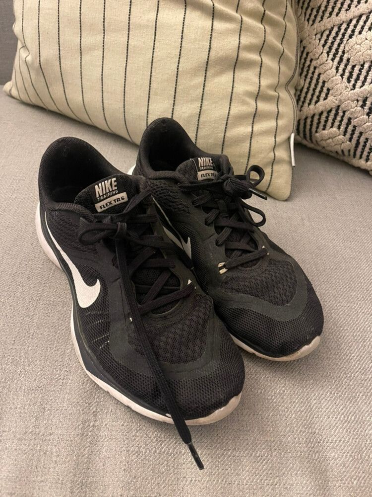 Nike Flex TR6 Running Shoes (38.5)
