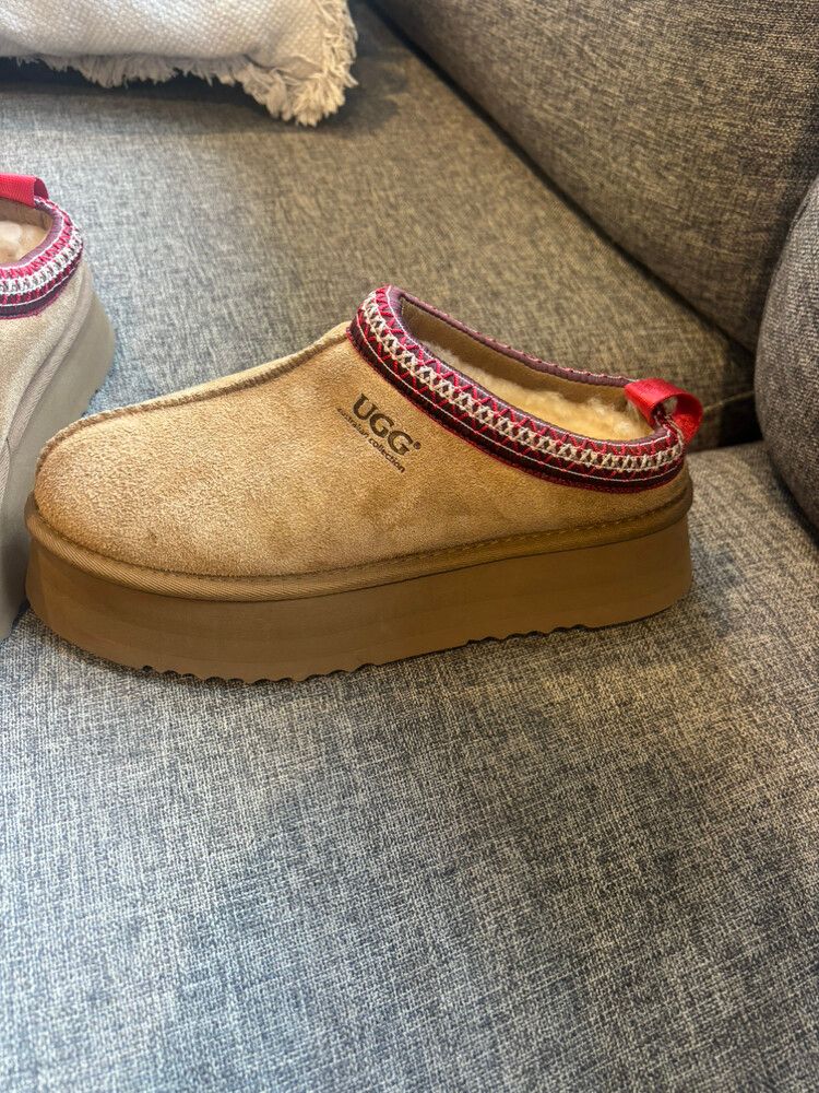 Tasman Uggs