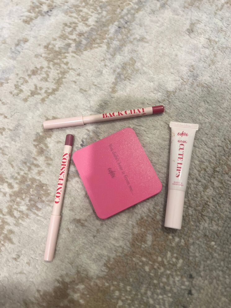 Edni lip bundles