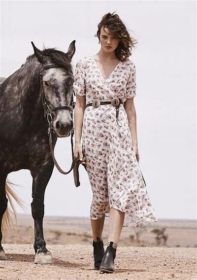 black and gold chiffon maxi dress self portrait Cream And Gold Chiffon Maxi Dress – self-portrait-US