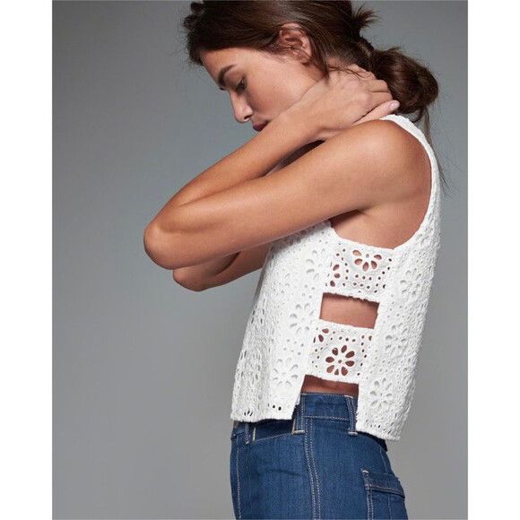 ABERCROMBIE & FITCH White Cotton Broderie Anglaise Embroidered Cut Out Crop Top
