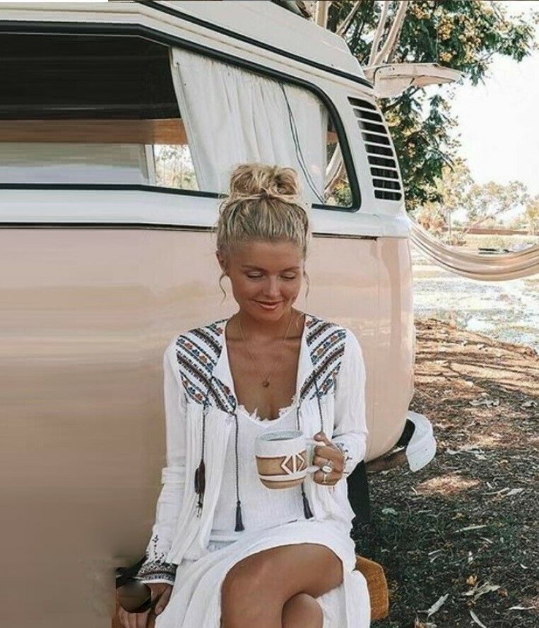 TIGERLILY Seba White Embroidered Crepe Shell Tie Front Jacket
