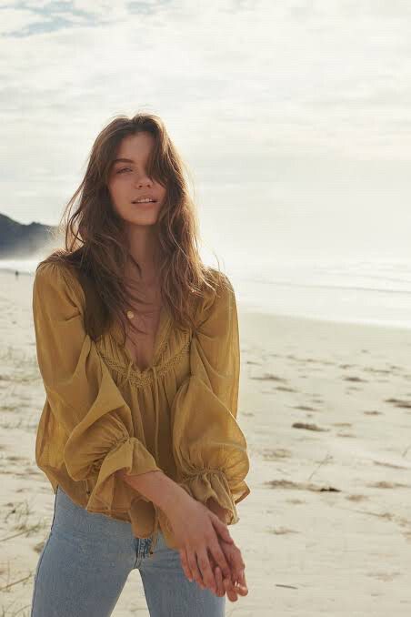 KIVARI Josie Long Sleeve Blouse in Taupe RRP$185